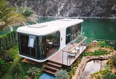 Capsule spatiale : le nec plus ultra des nomades num&eacute;riques autonomes